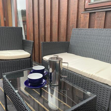 Burgess Self Catering Lerwick Apartamento Exterior foto